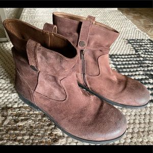Birkenstock Sarnia suade boot/bootie